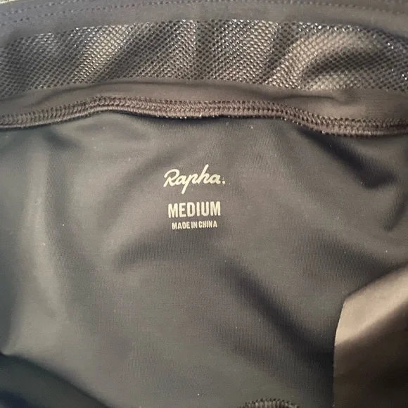 Two pairs of Rapha Core Cargo Cycling Shorts - Picture 5 of 6